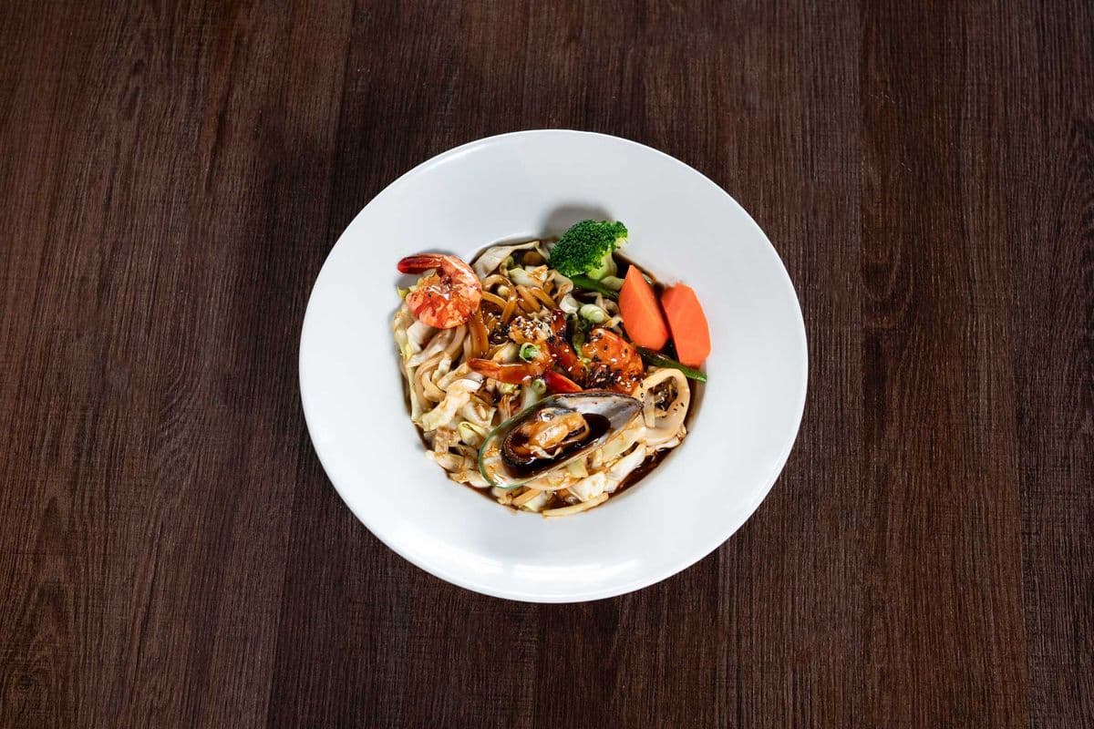 Seafood Yakiudon