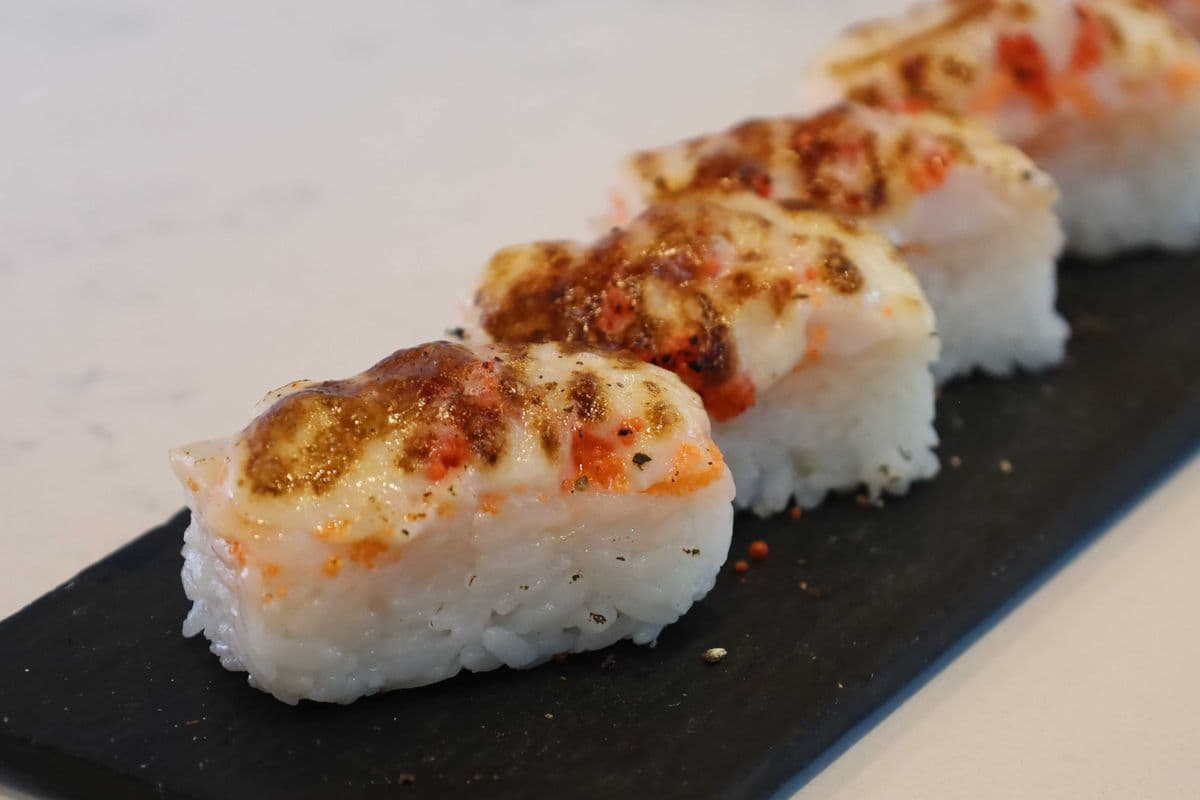 Chopped scallop Oshi