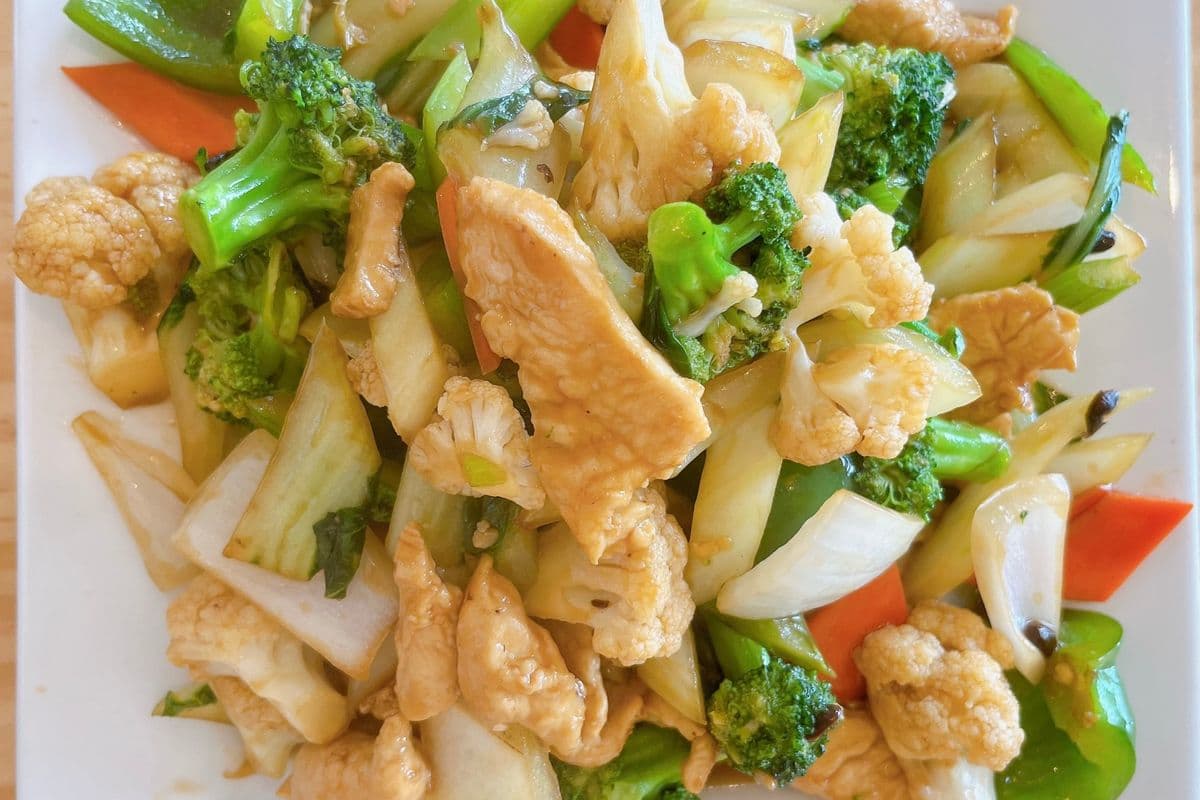 K01. Chicken with Mixed Vegetables 鸡肉杂菜