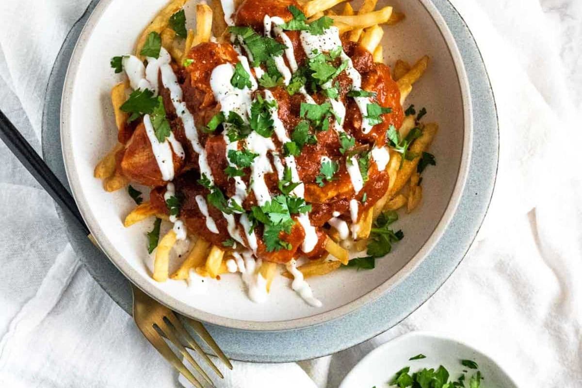 Poutine PTM (Paneer Tikka Masala Poutine)