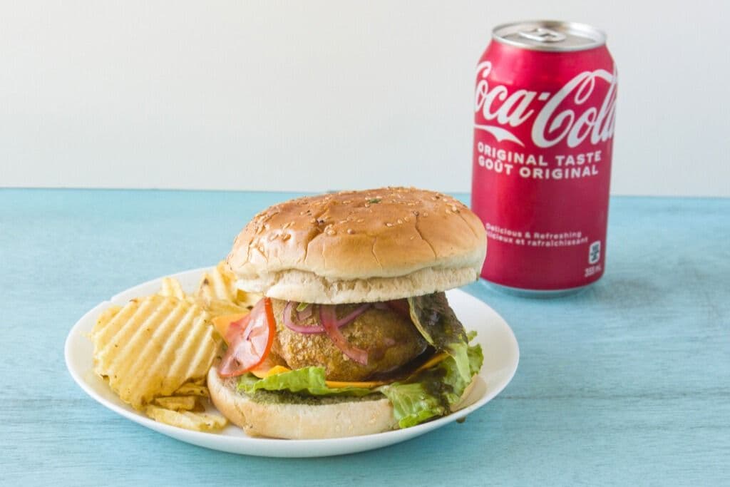 Veg Burger with Chips and Can Pop