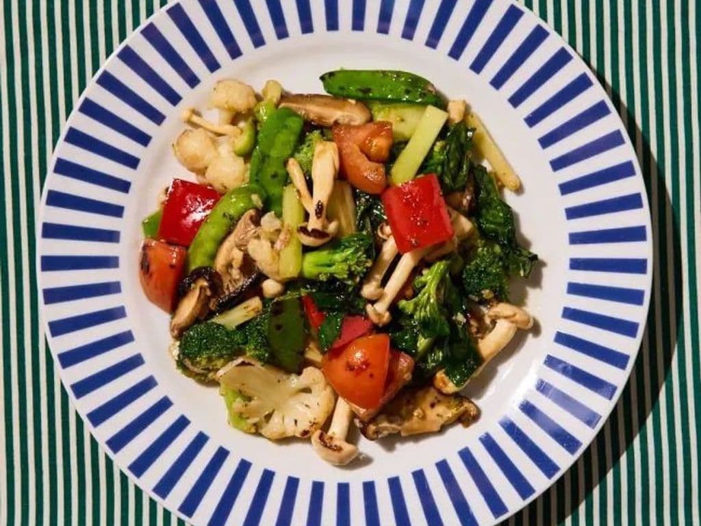 Pad Pak Reum - Seasonal Veggie Stir Fry