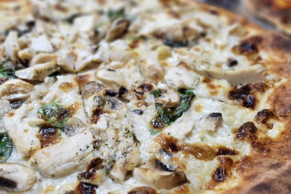 Creamy Chicken Pizza