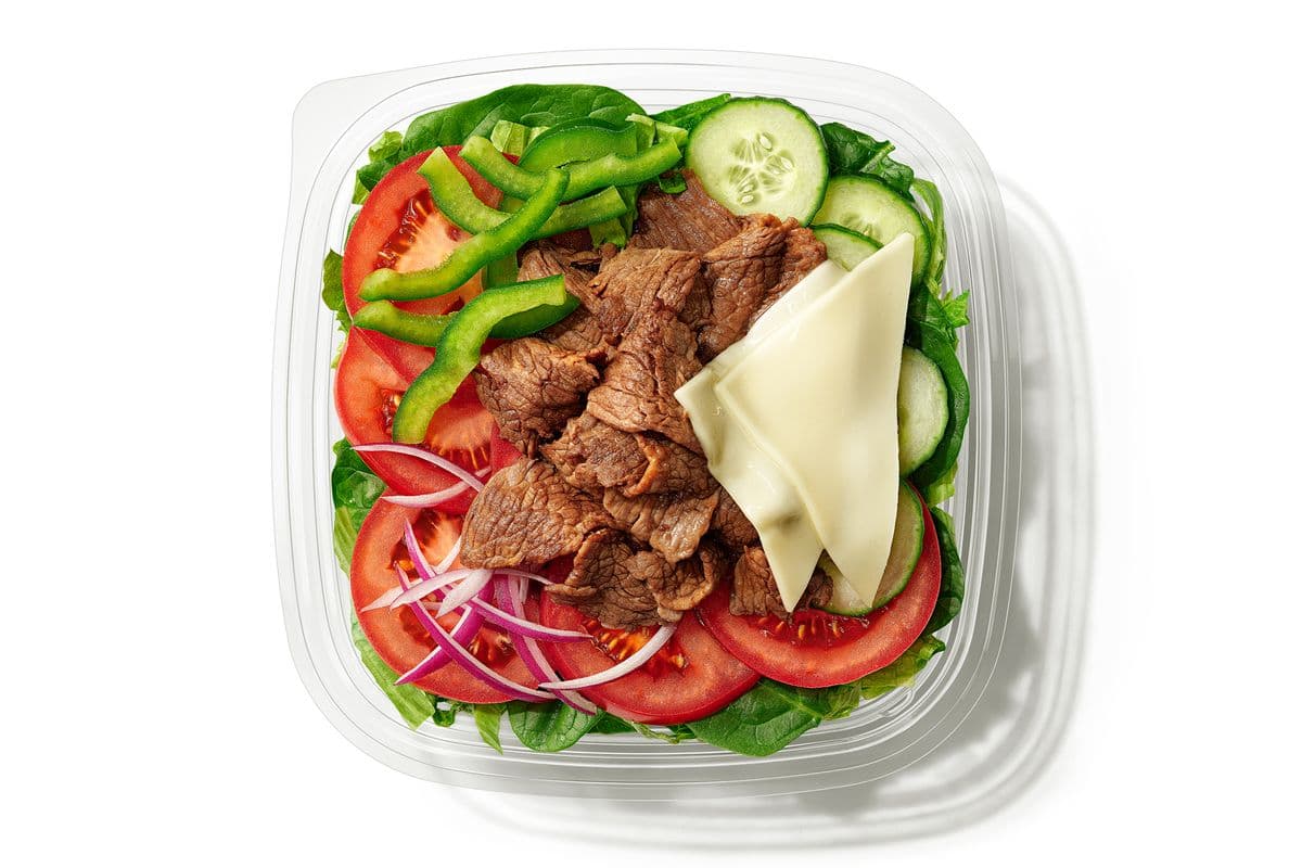 Salade au steak et fromage / Steak & Cheese Salad (200 Cals)