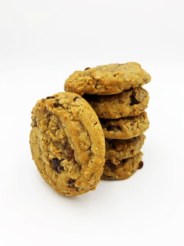 Freshly Baked Cookie - Oatmeal Raisin