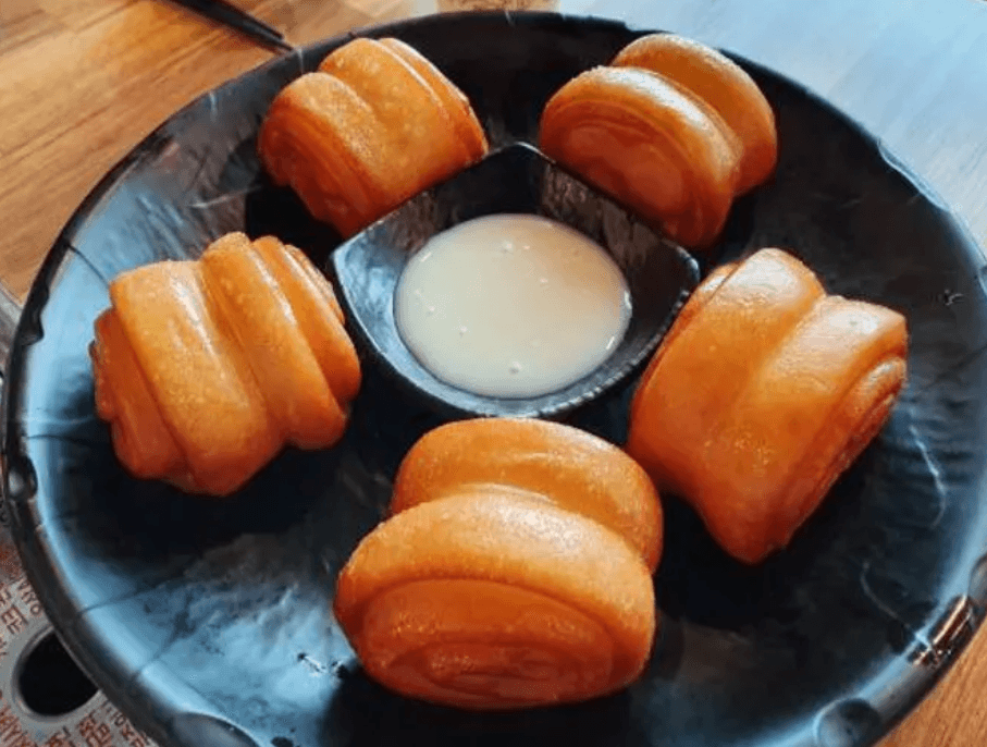 Pain au lait concentré / Bread With Condensed Milk