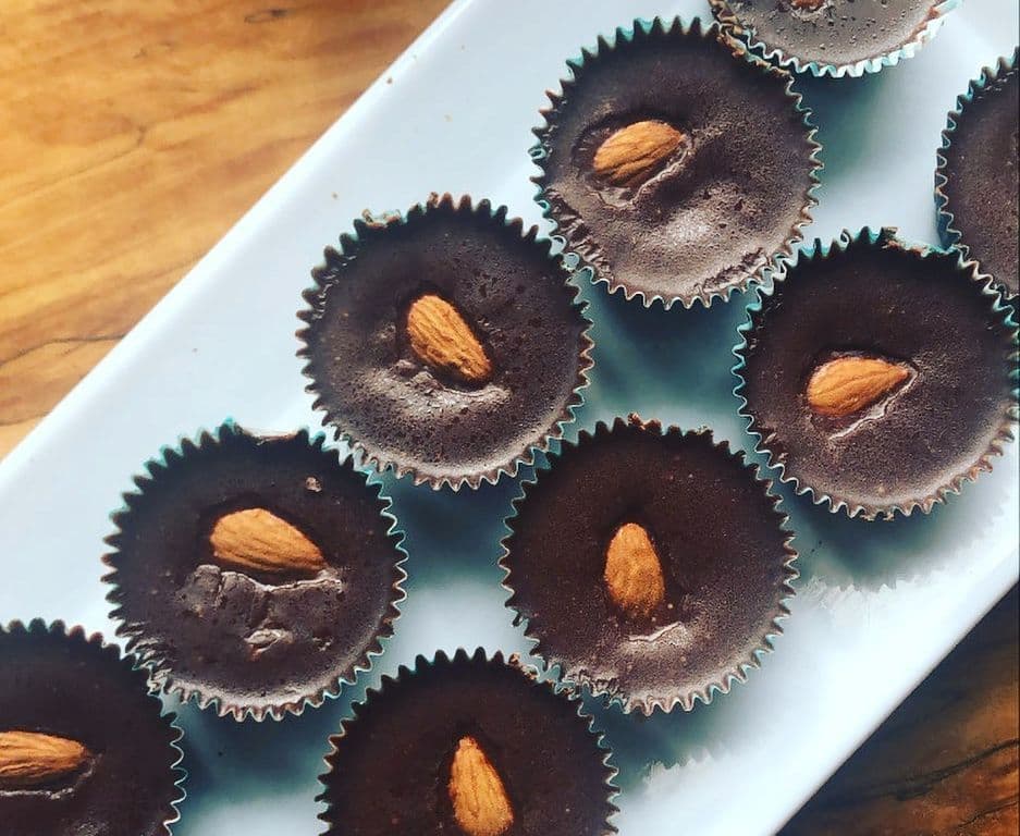 Almond Cups
