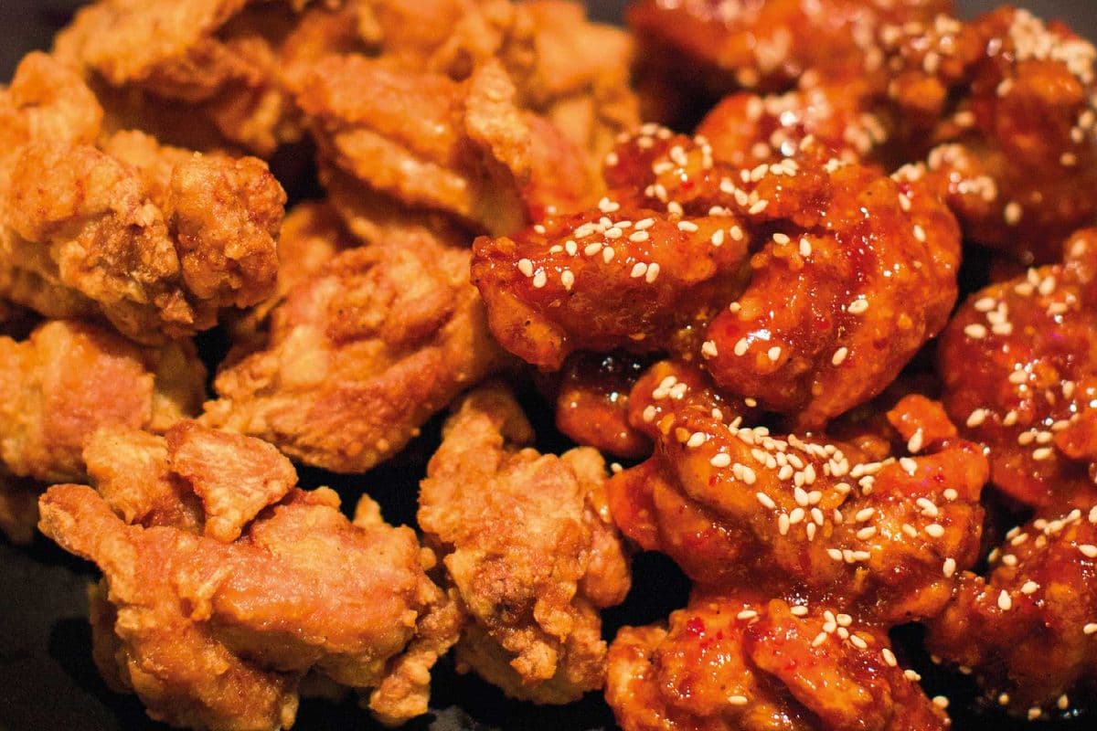 Half-and-Half Boneless Fried & Sweet Chilli Chicken