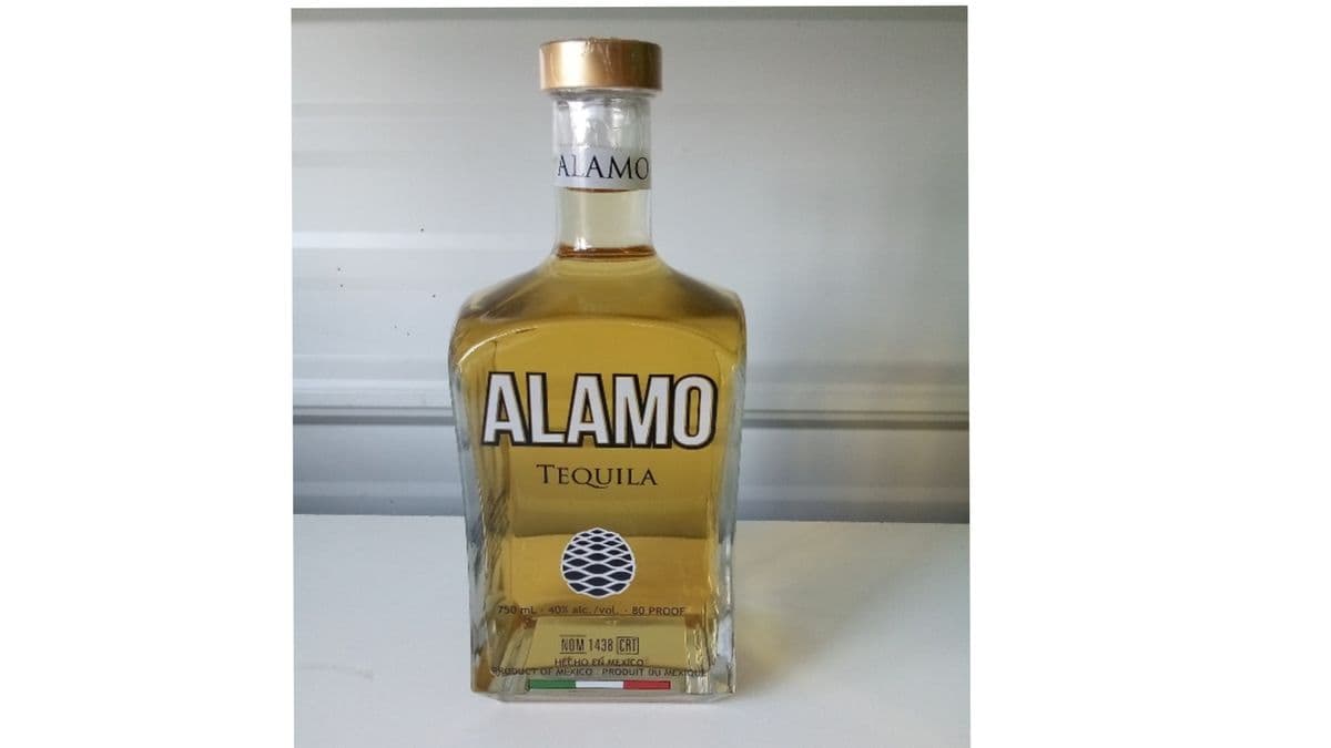 Alamo Gold Mexico Tequila (750 ml)