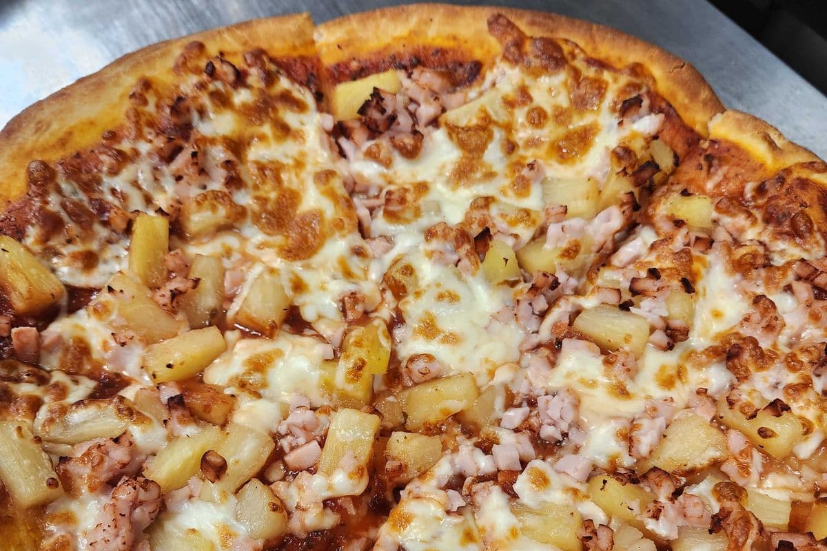 Hawaiian Pizza