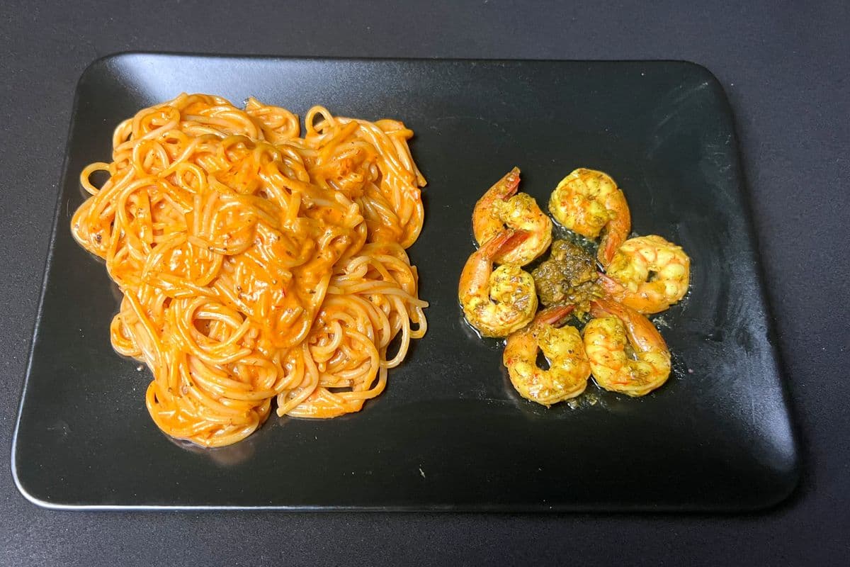Ravioli Rose Spaghetti with Shrimp