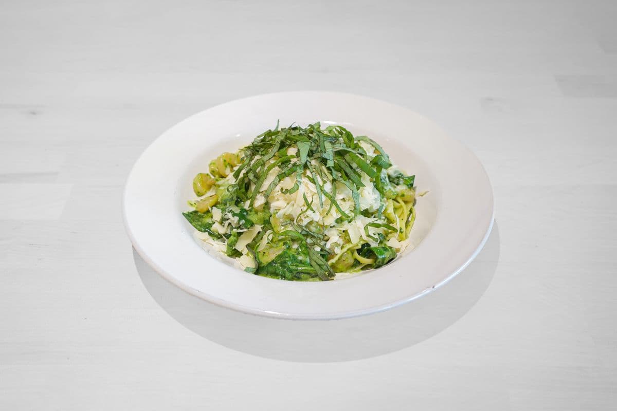 Pesto Shrimp Linguine