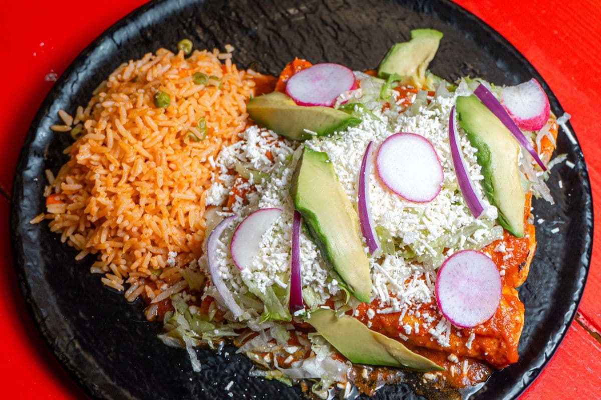 Beef Enchiladas / Enchiladas de Res
