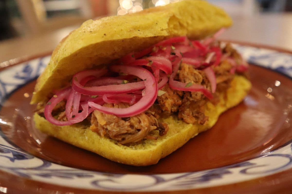 Sandwich au porc effiloché