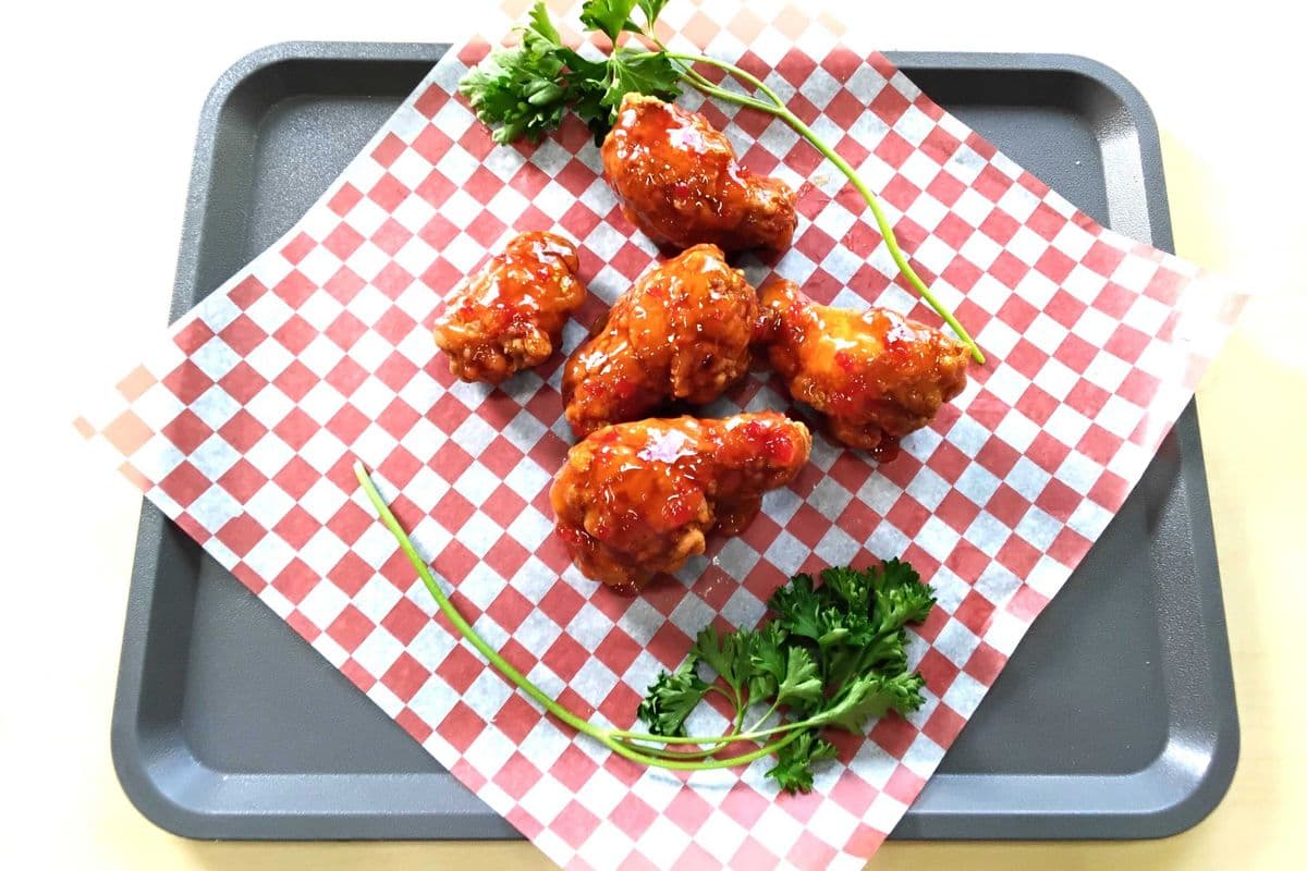 Classic Chicken Wings (5)