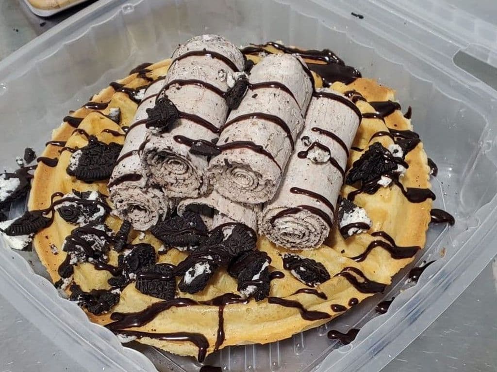 Oreo Hazelnut Crumble