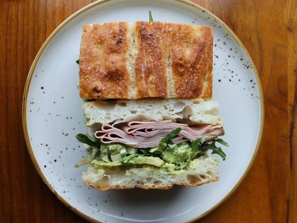 Sandwich mortadelle