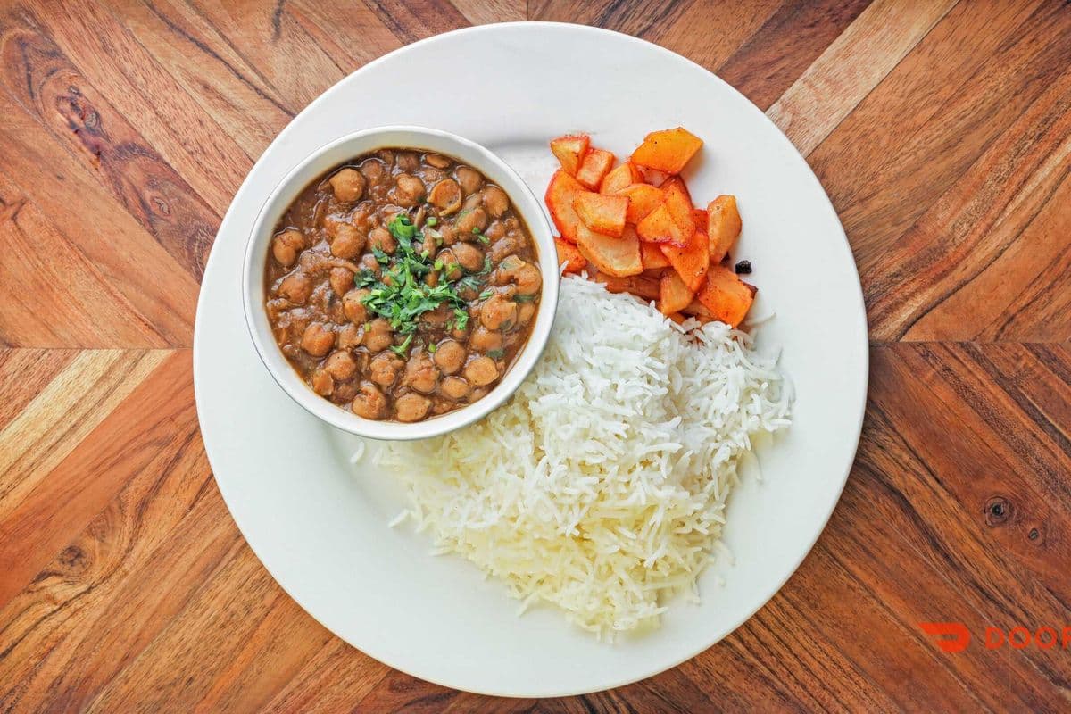 33. Chana Masala, Rice or Naan, and Tangy Potatoes