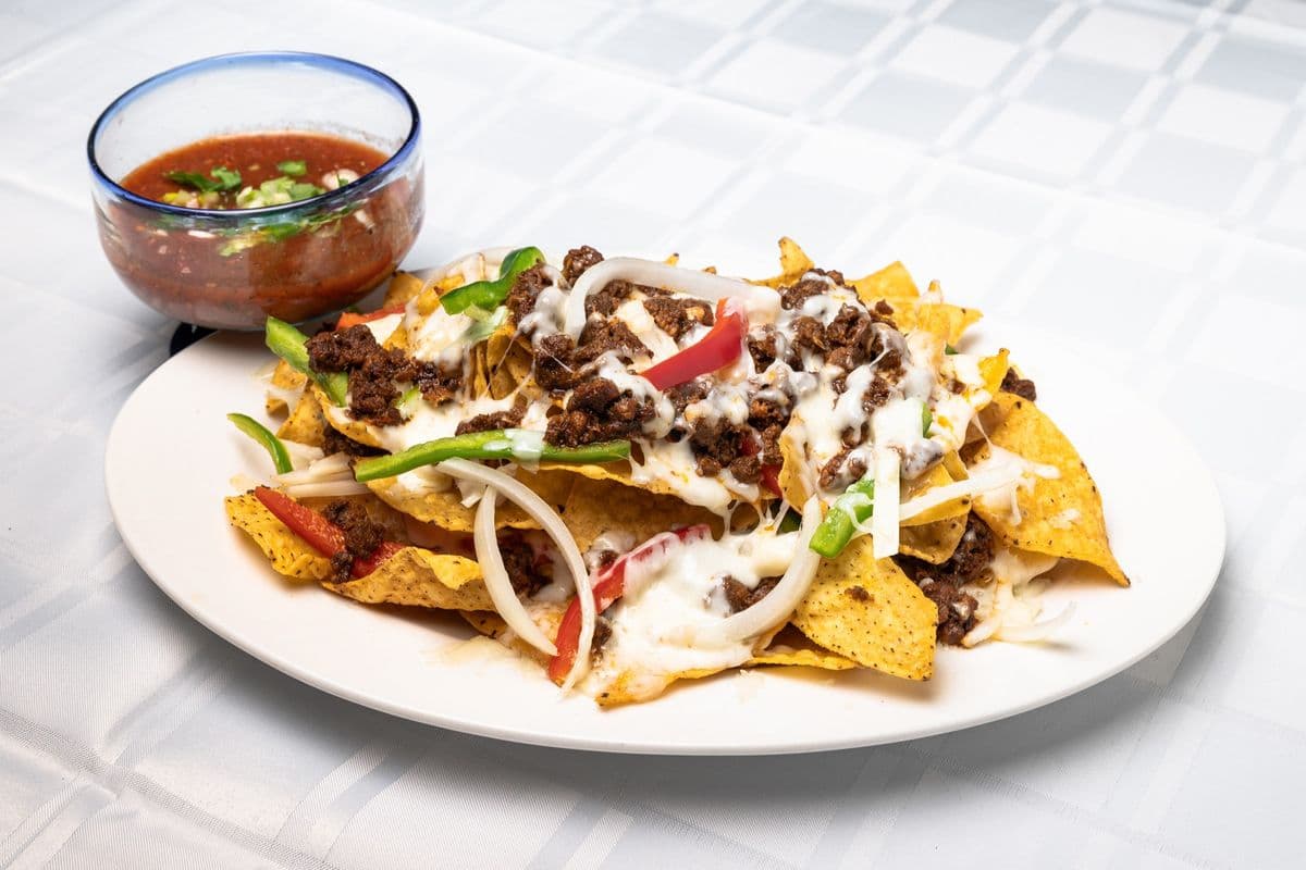 Family size Nachos