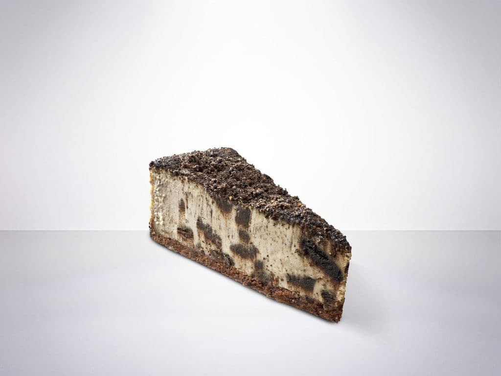 Cookies and Cream Cheesecake Slice