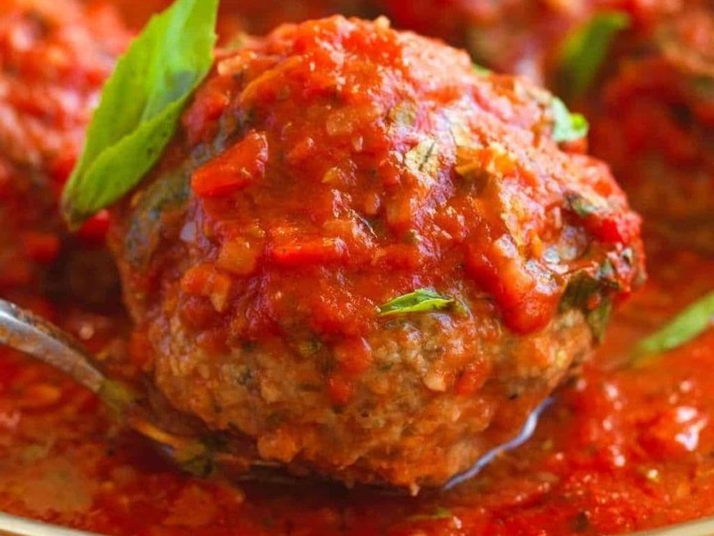 Camy's Italian Meatballs (4 Pieces)