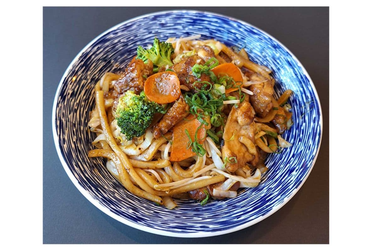 Chicken Yakiudon