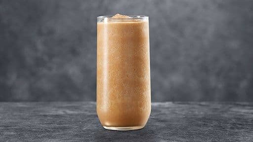 Mocha Iced Cappuccino / Cappuccino glacé au moka