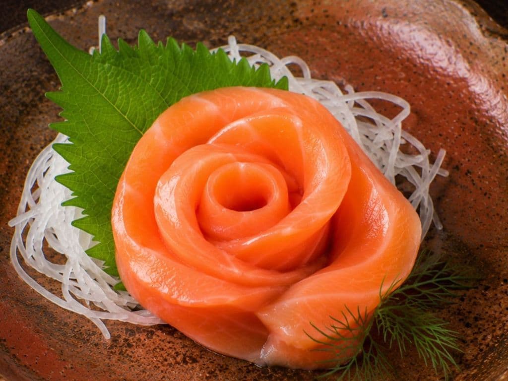 Smoked Salmon Sashimi 5pc