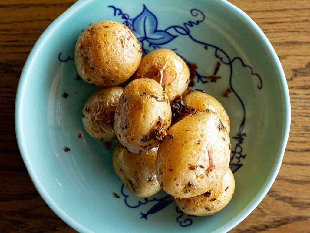 Garlic Rosemary Roasted Potatoes