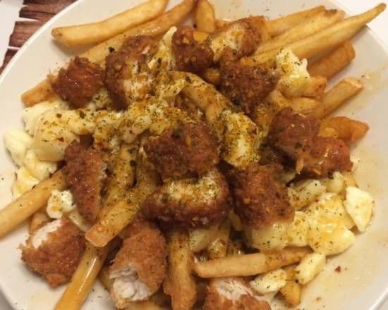 Jalapeno Crispy Chicken Poutine