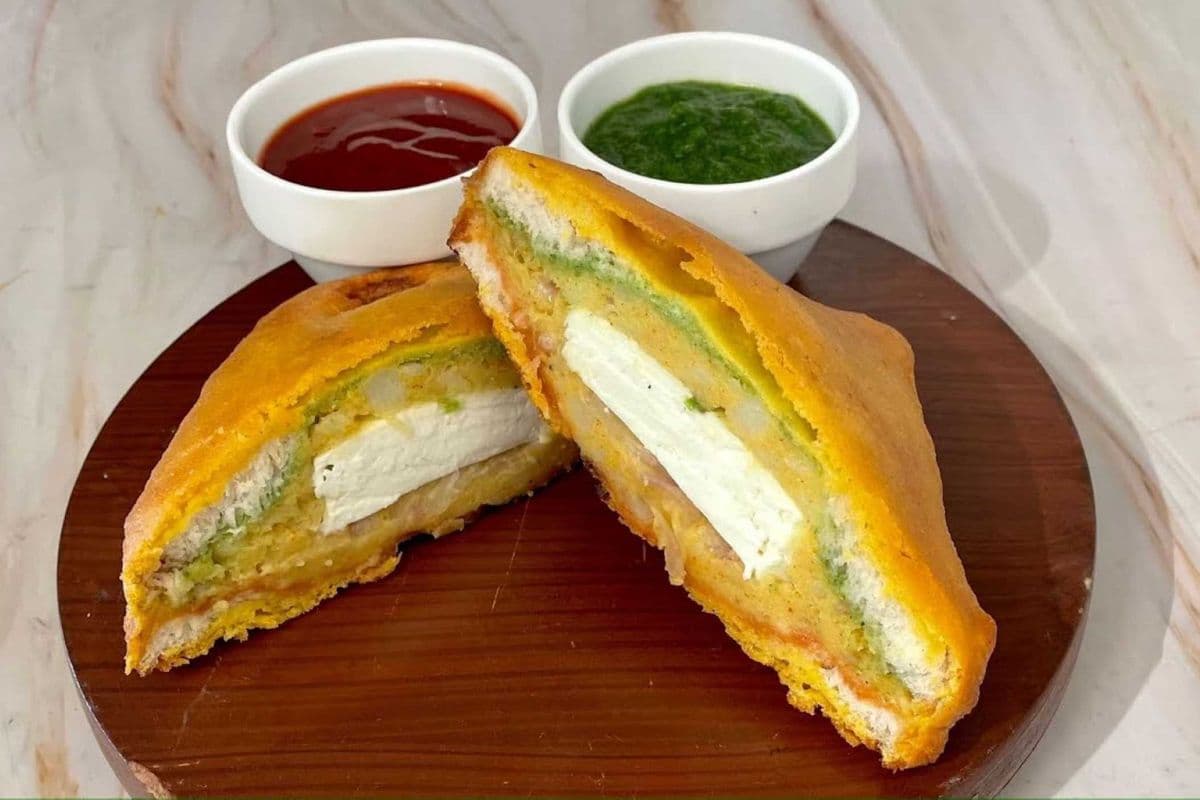 Paneer Bread Pakora (1 pc)