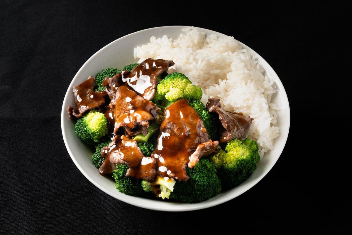 Beef with Broccoli Over Rice Bowl