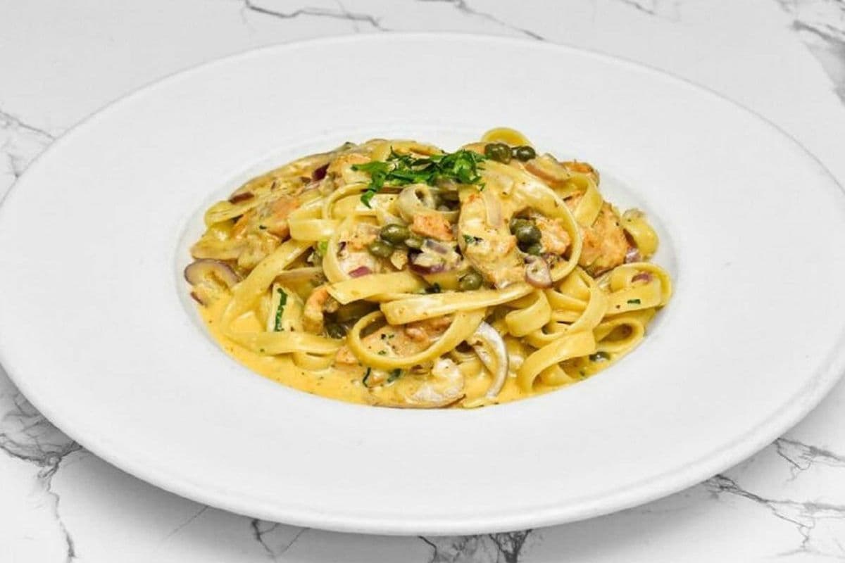 Cajun Salmone Fettucine
