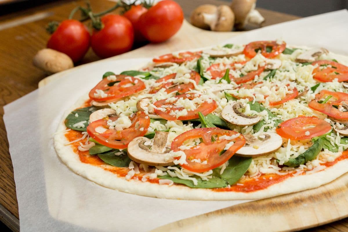 12" Medium Build Your Own Pizza