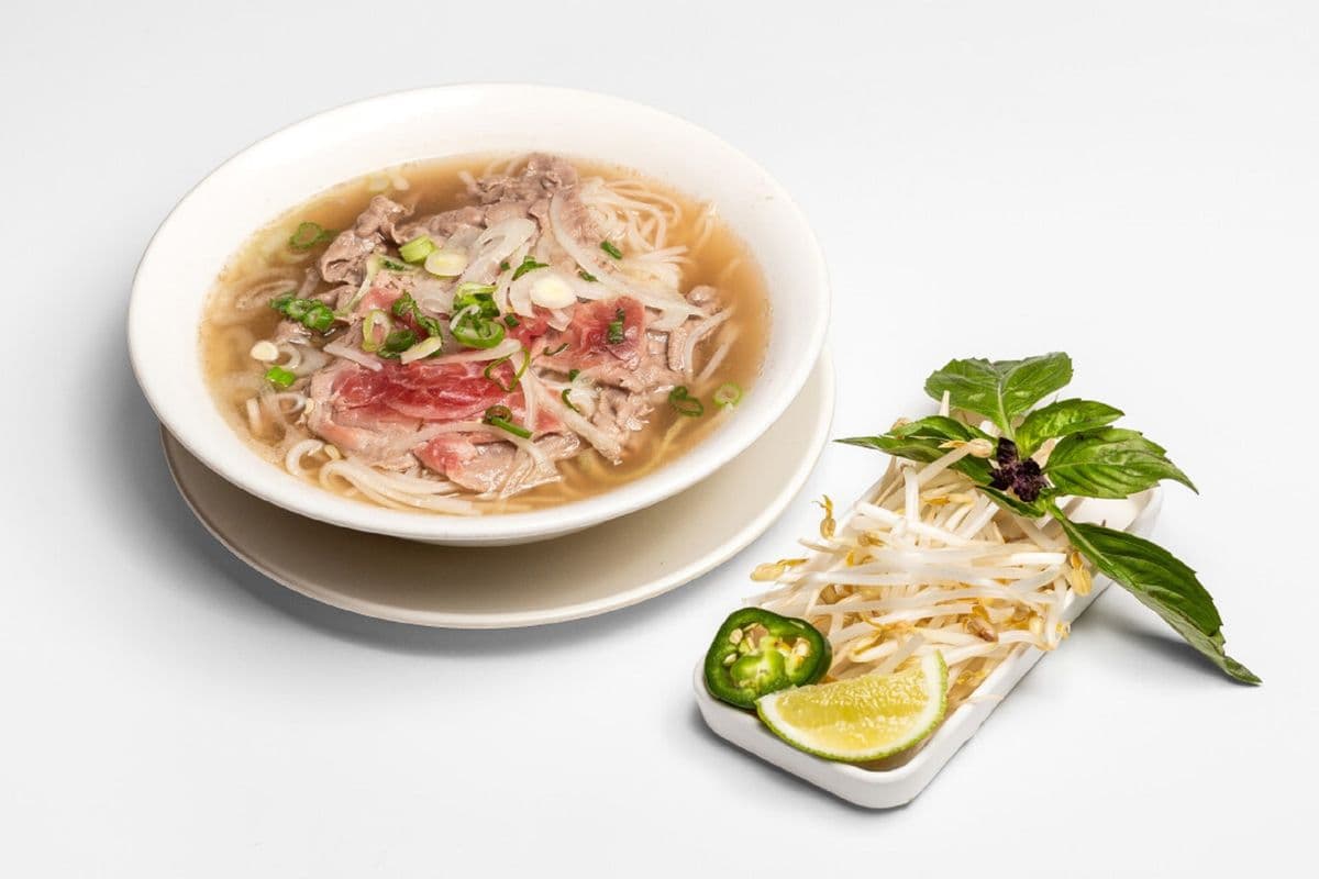 P2. Rare Beef Pho