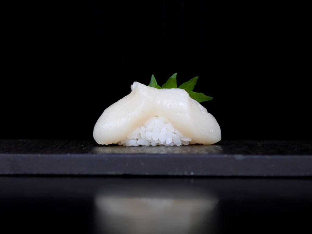 Pétoncle nigiri / Scallop Nigiri