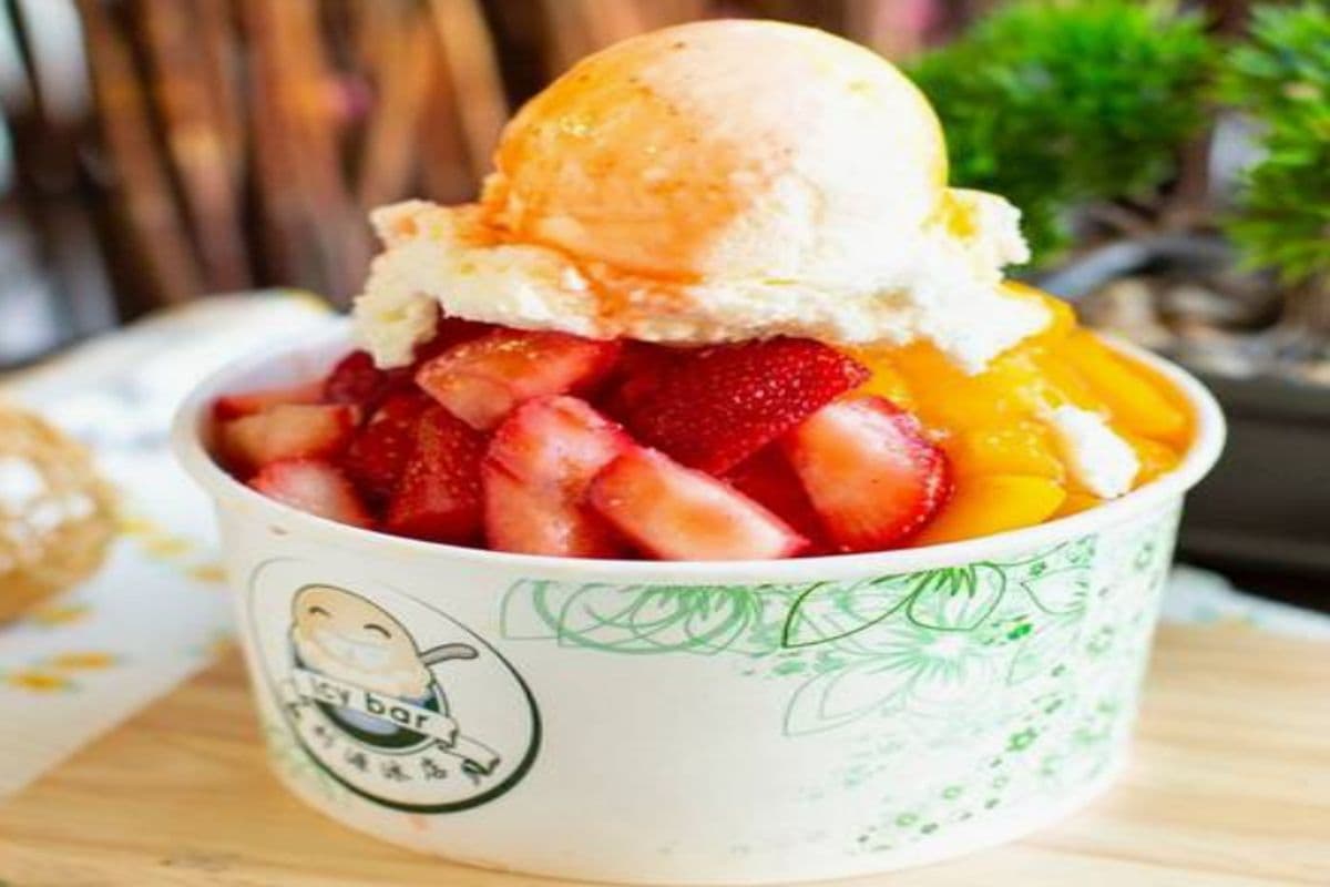 Strawberry Flavoured Icy 草莓冰