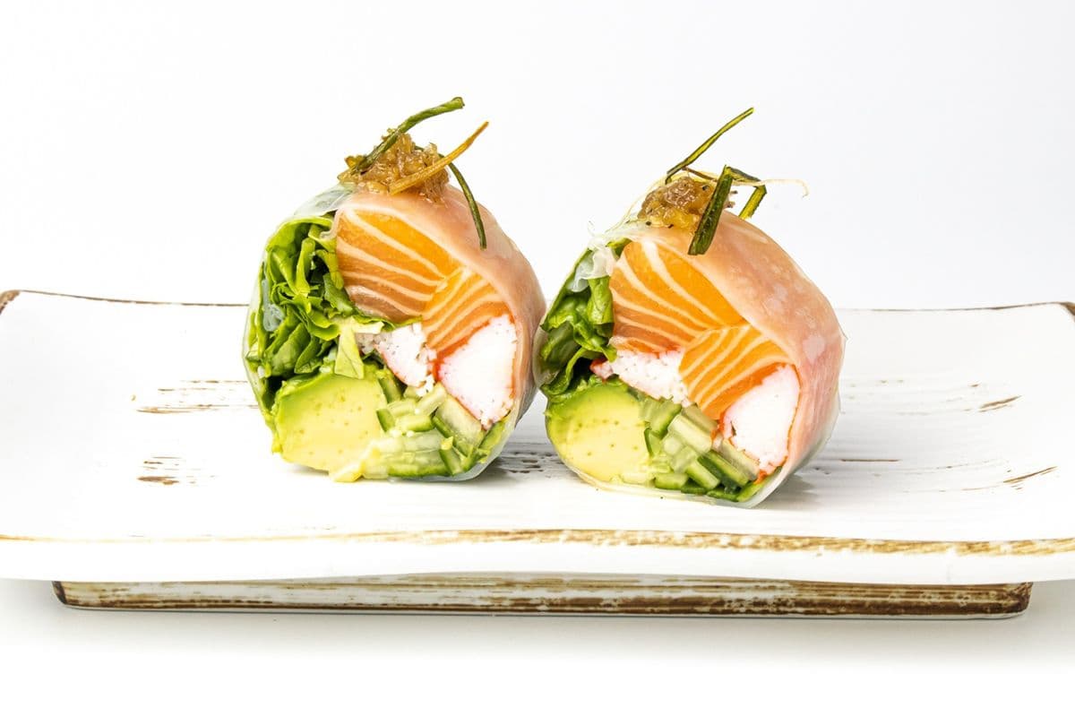Mississauga Salmon Roll (8 Pcs)