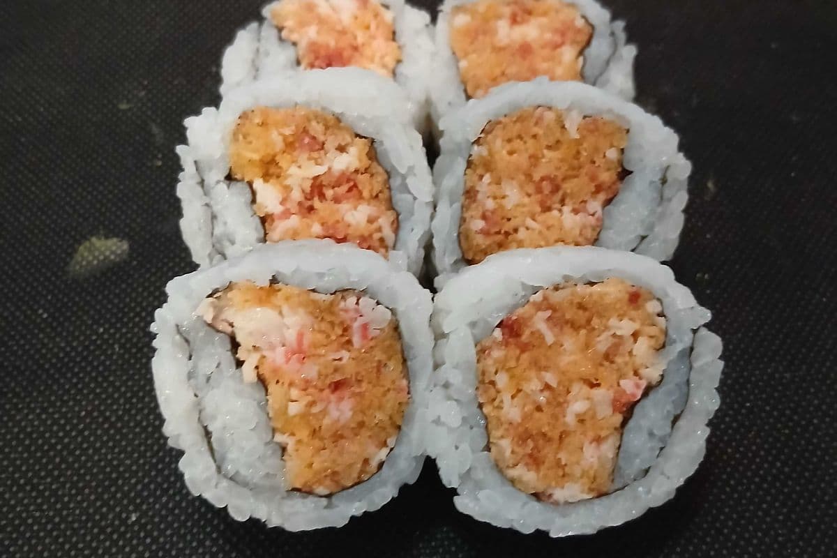 Spicy Crab Roll (360 Cal)