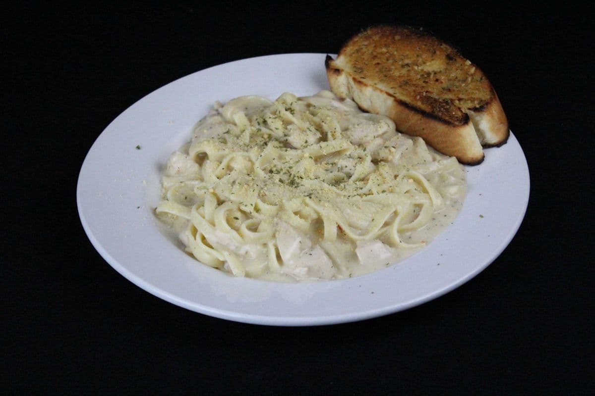 Fettuccine Alfredo