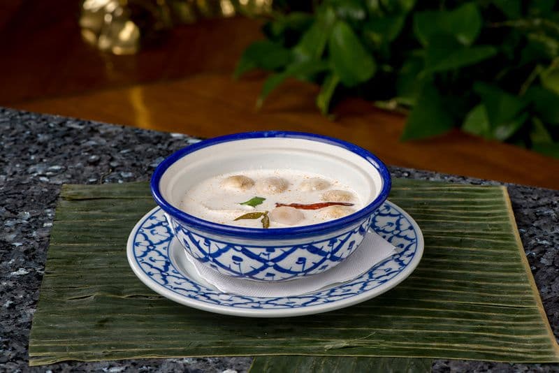Coconut Chicken Soup (Tom Kha Gai)