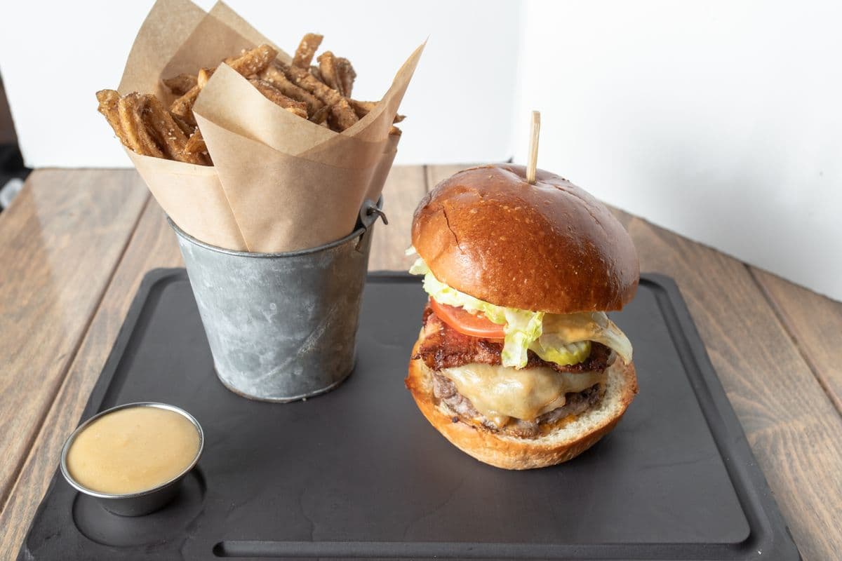 Beef/Chicken Burger