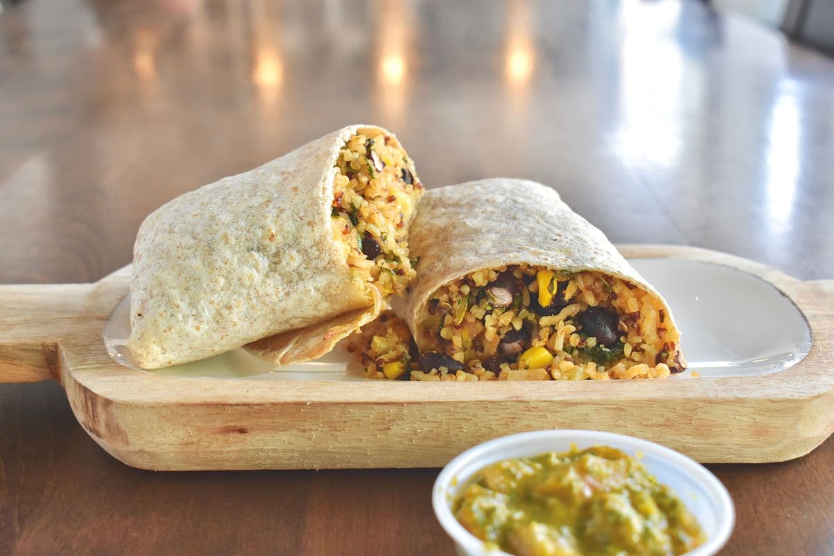 Burrito quinoa-kale et salsa / Quinoa-Kale Burrito with Salsa