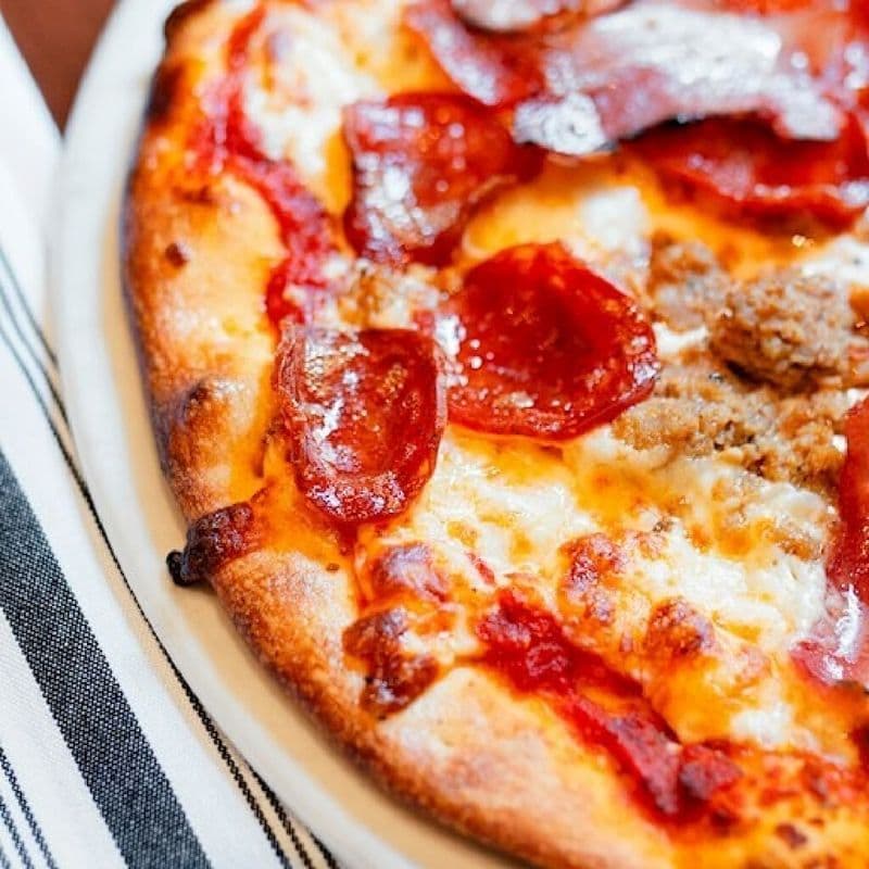 Pizza familial carnivora / Family Pizza Carnivora