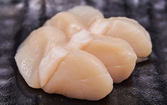 Scallop Sashimi (3 pcs)