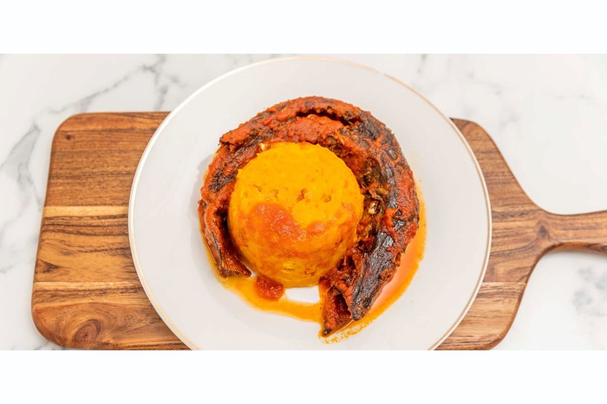 Asaro (Yam Porridge) with Fish