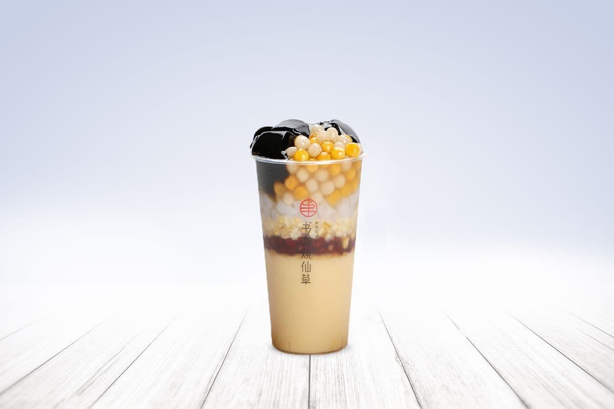 Thé au lait au gelée d'herbes et boules taro / Taro Balls Grass Jelly Milk Tea