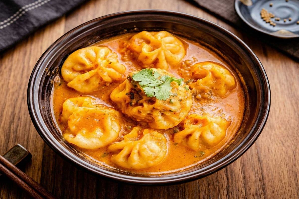 Chicken Momo Soup (8 Pcs)