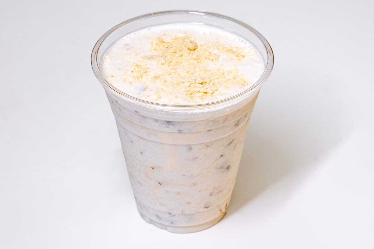 Cashew Rosejam Milkshake