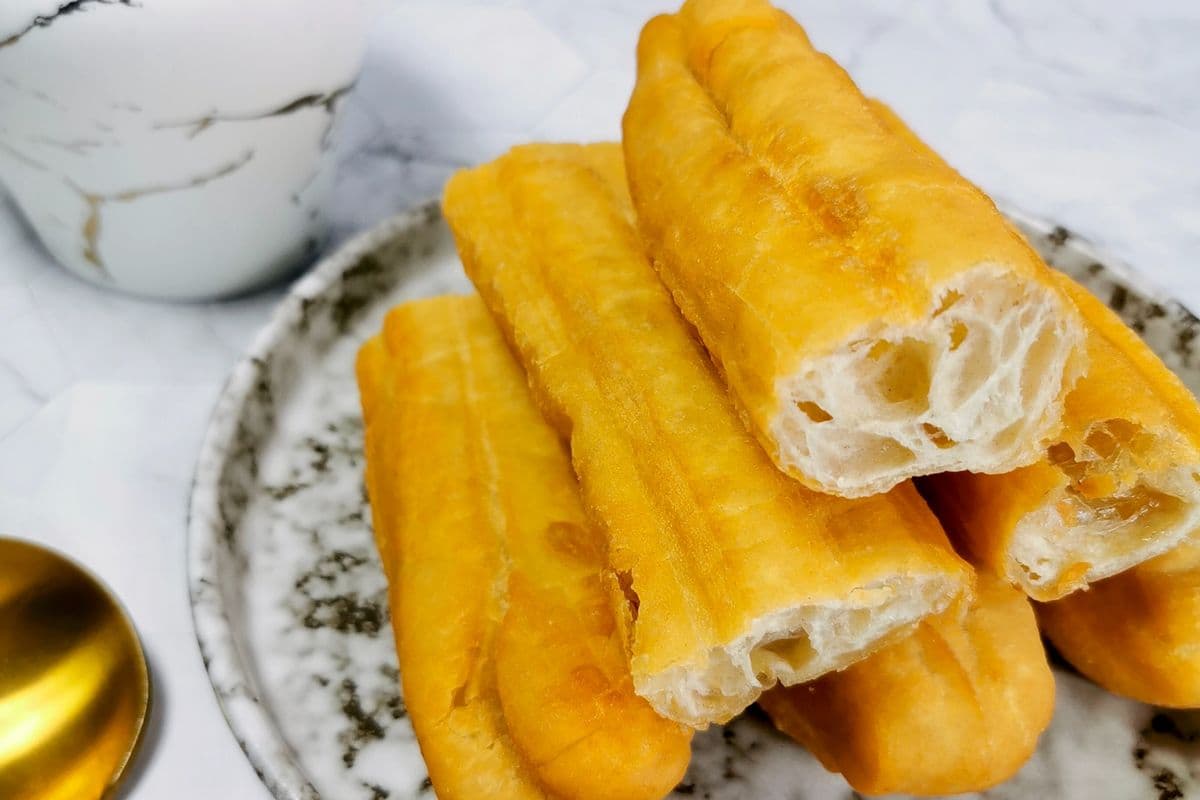 123. Deep-Fried Dough Sticks - 油条